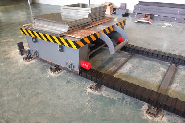 2T-RGV帶防撞自動(dòng)尋找工位.jpg